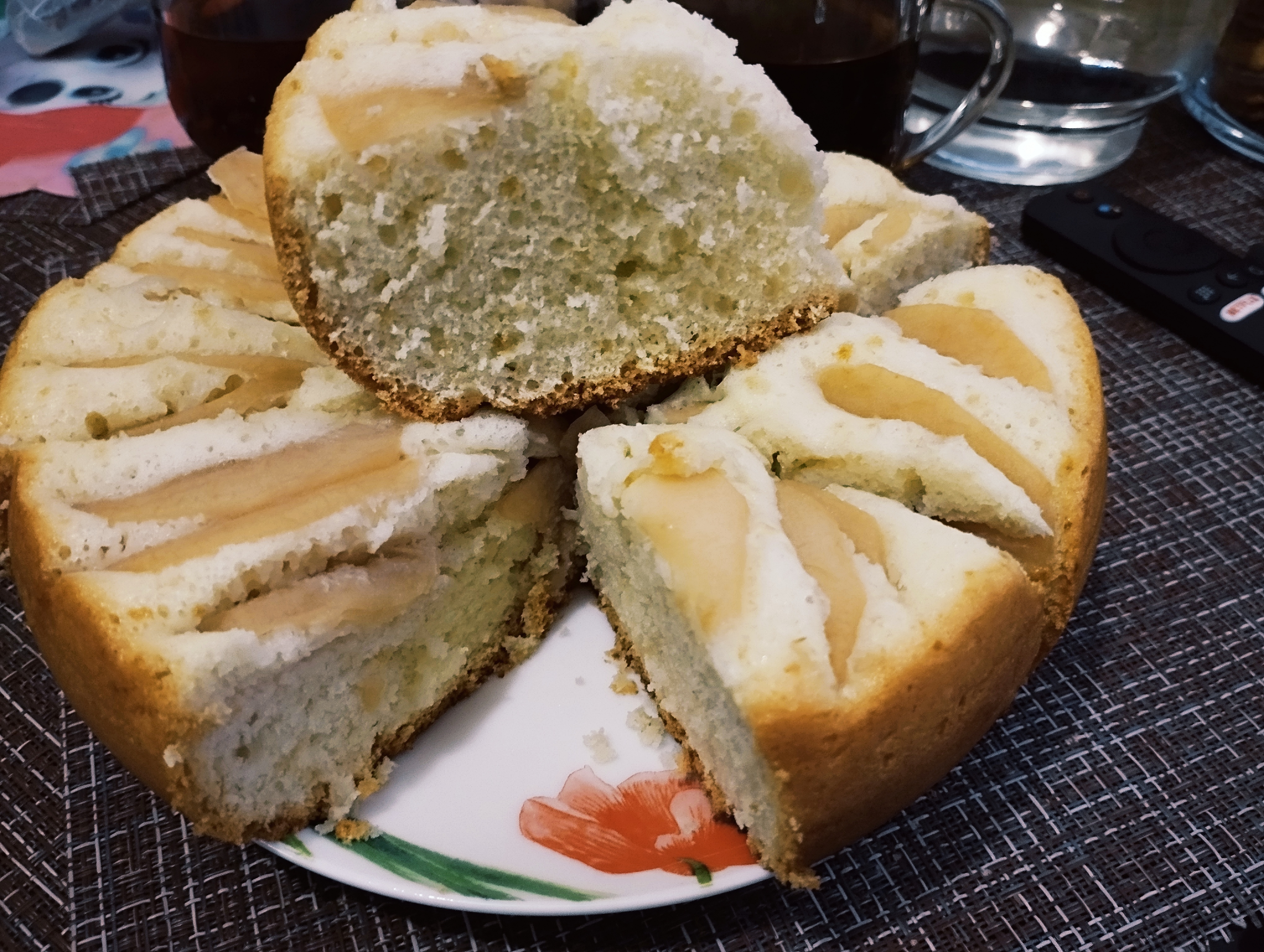 Шарлотка в мультиварке Redmond 🍎