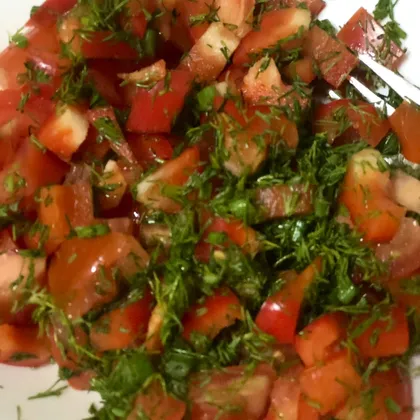 Салат к шашлыку из помидор и болгарского перца