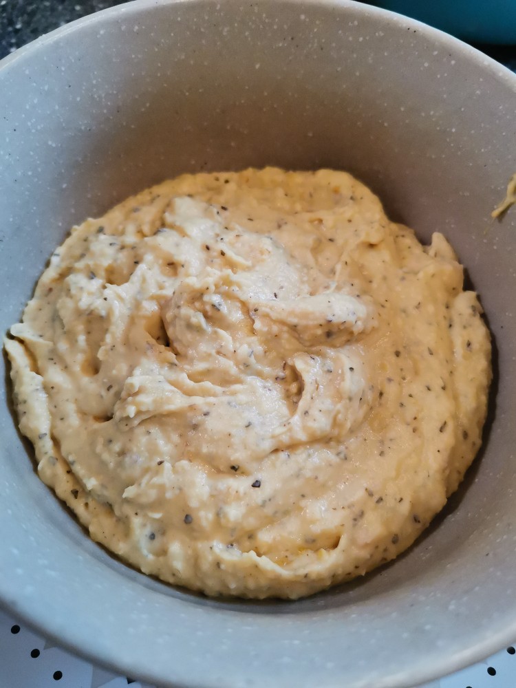 Американский паштет из фасоли