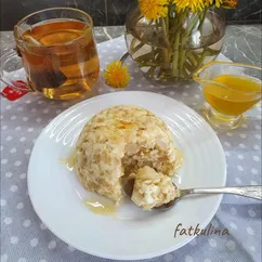 Творожная запеканка в микроволновке с грушей 