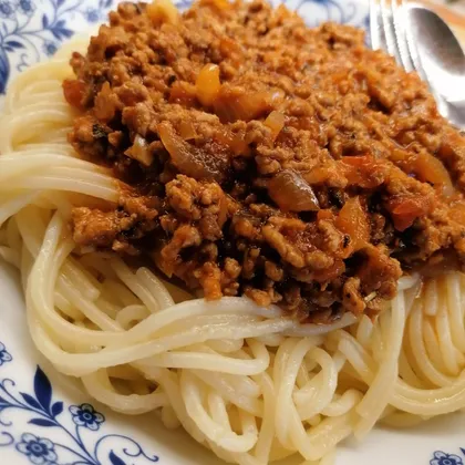 Spaghetti Bolognese / Спагетти Болоньезе