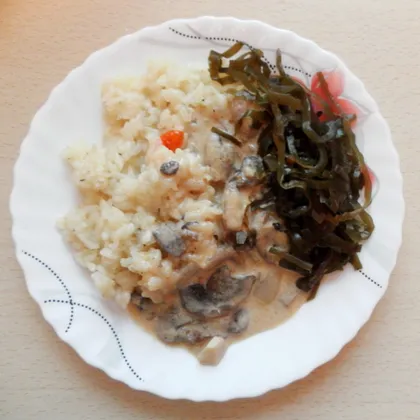Рис с чесноком, имбирем, барбарисом под сливочным грибным соусом #чемпионатмира #япония