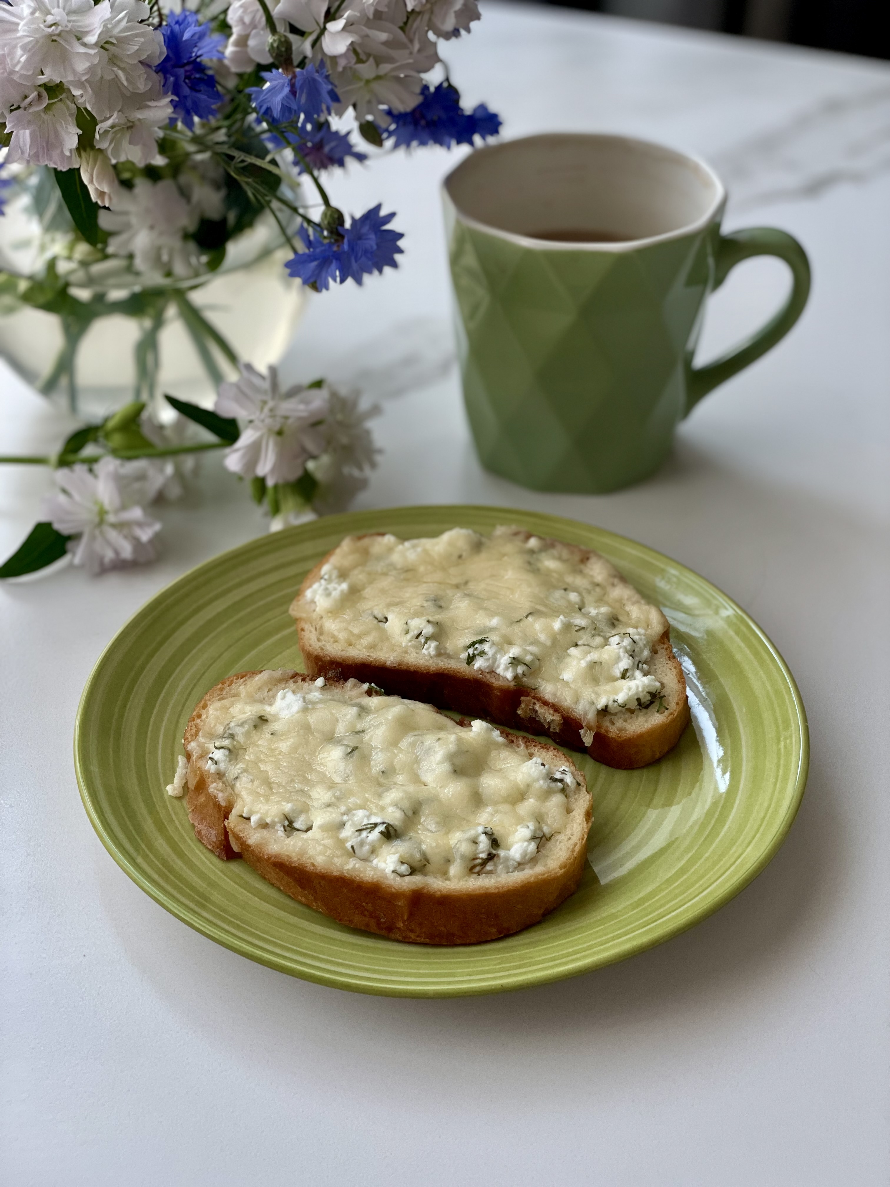 Гренки с творогом и сыром 
