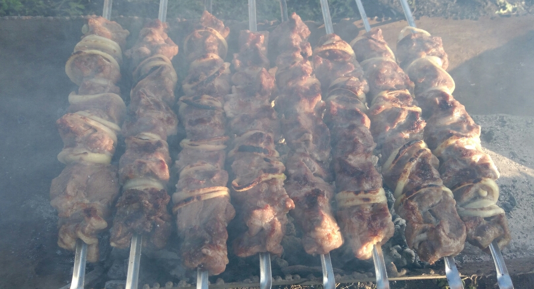 Шашлык на минералке с лимоном
