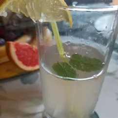 Коктейль🍸с лаймом, лемонграссом