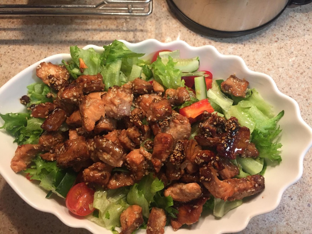 Салат "Молли Салмон"