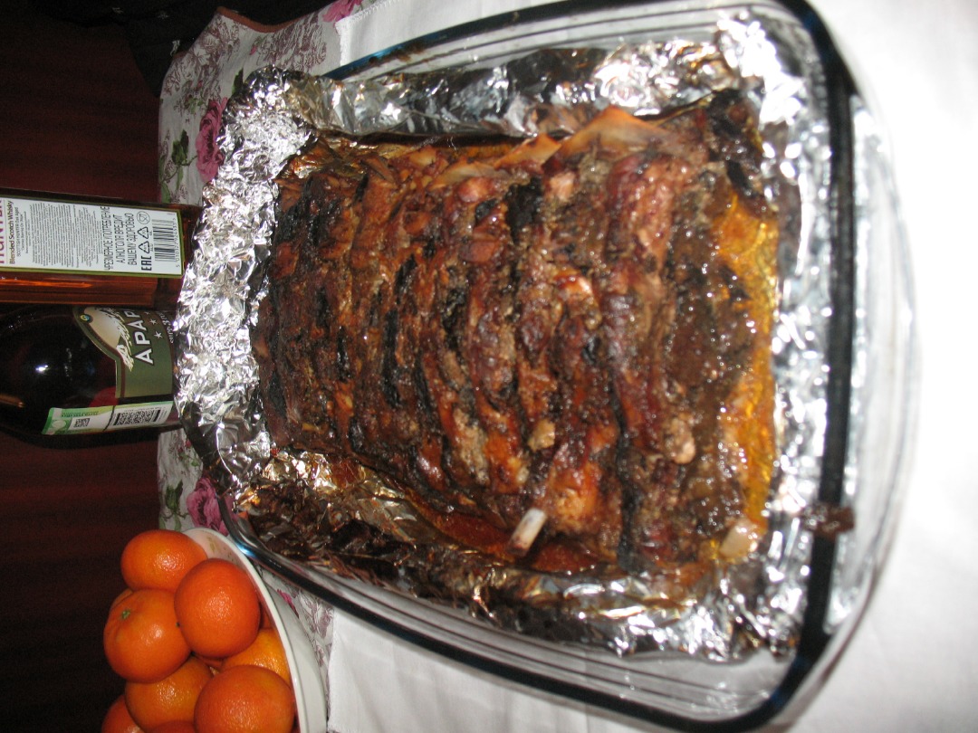 Свинина, запеченная с черносливом в духовке — лучшие рецепты