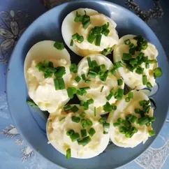 Яйца с сыром