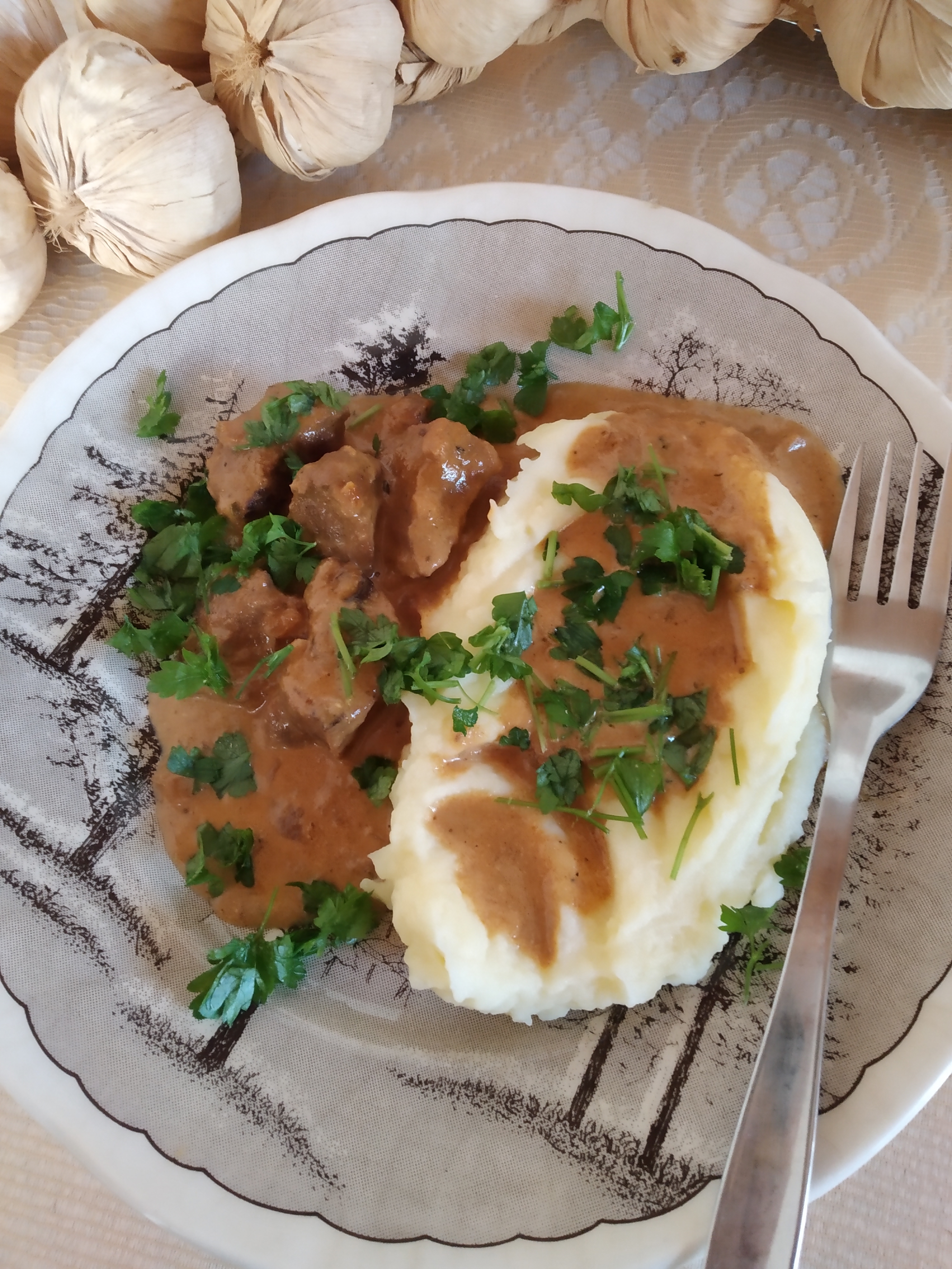 Мясо в соусе