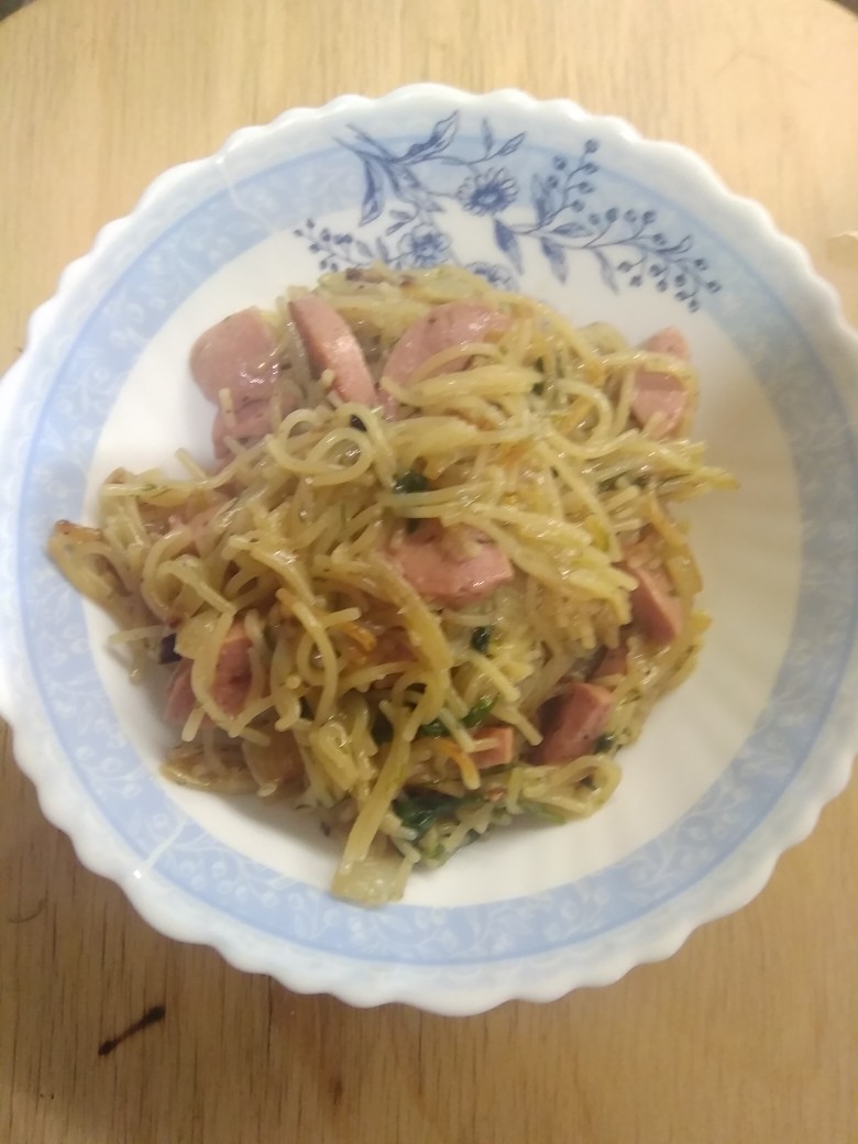 Лапша с сосисками