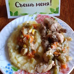 Курица с овощами в мультиварке