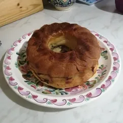 Мясной дрожжевой пирог