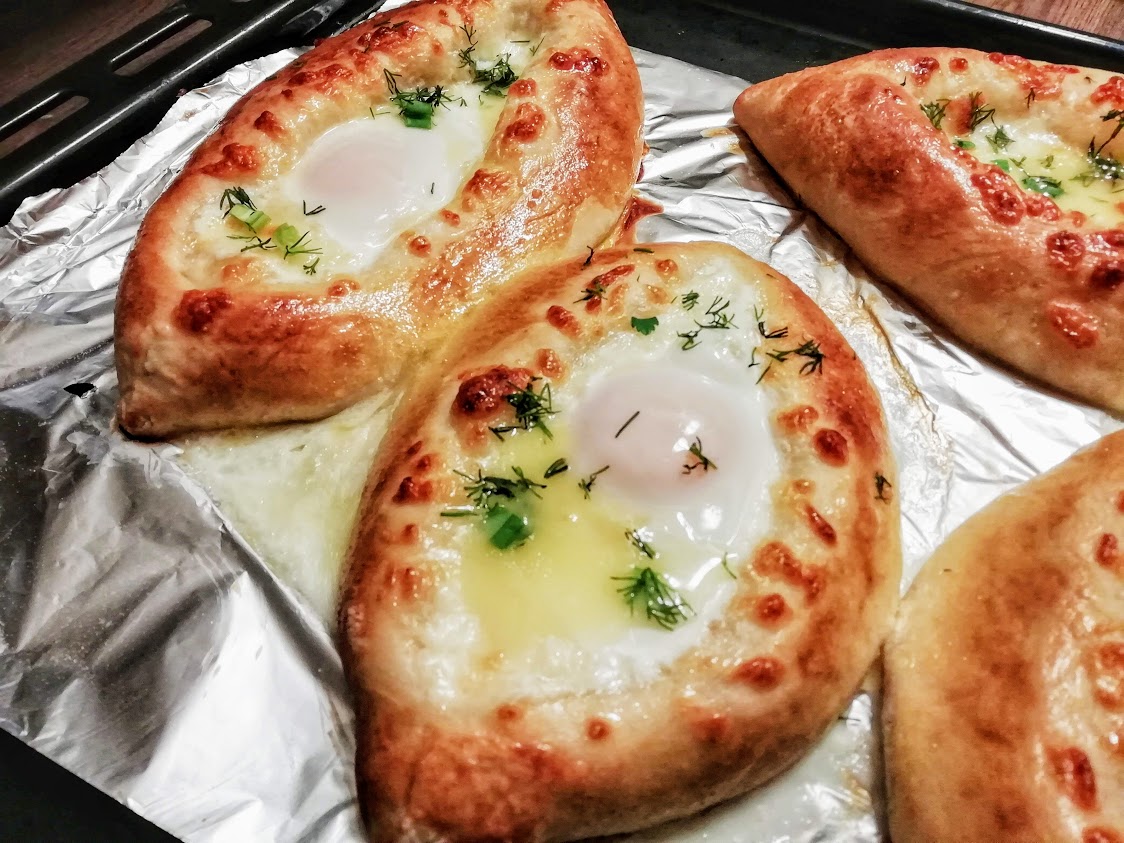 А-ля хачапури по-аджарски