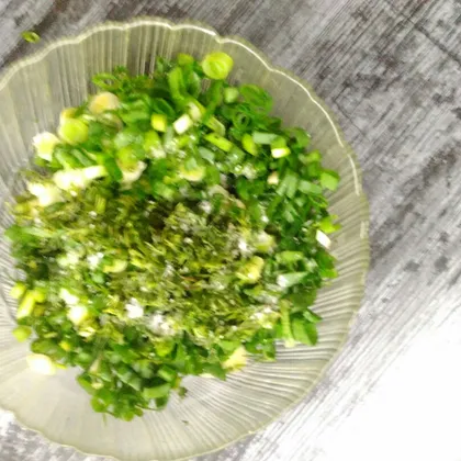 Салат из зелёного лука