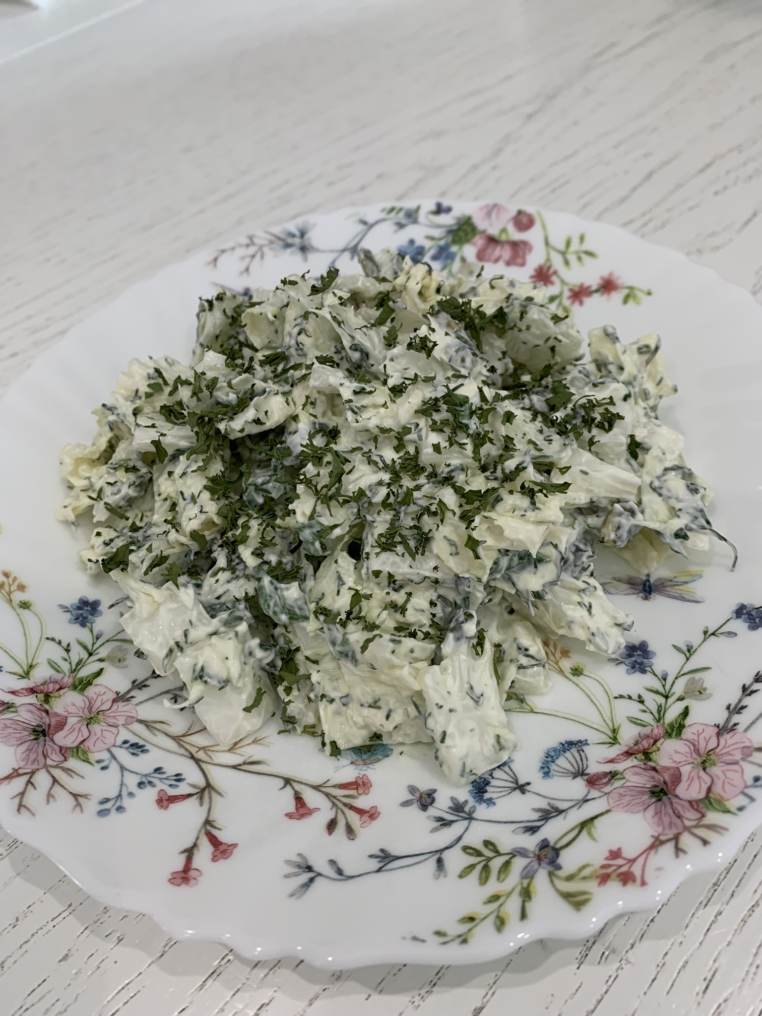 Салат с пекинской капустой и тыквенными семечками 