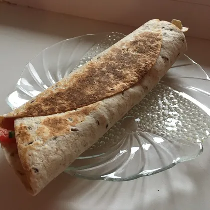 Тортилья с курицей и овощами на завтрак или перекус 🌯