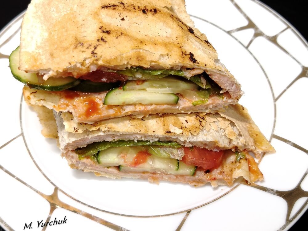 Фарш на лепешке