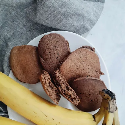 Бананово-шоколадные панкейки 🍌🍫