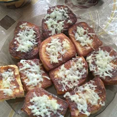 Гренки с сыром, с чесноком