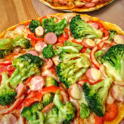 Пицца с брокколи и болгарским перцем (+ рецепт теста для пиццы)