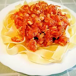 🍝Яичная лапша с куриным фаршем в томатном соусе