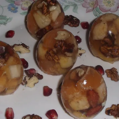 Орехово-фруктовый заливной десерт к Новогоднему столу