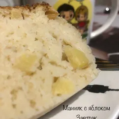 Манник с яблоком