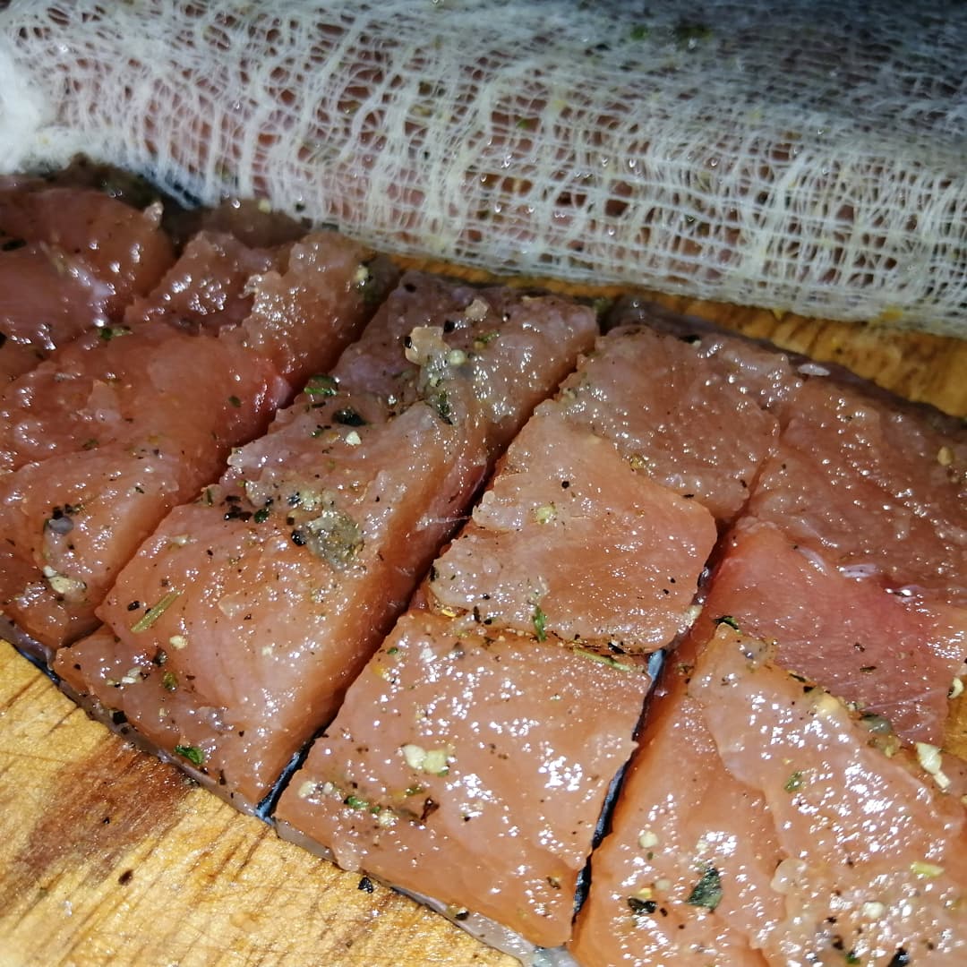 Косичка из рыбы под сливочным соусом