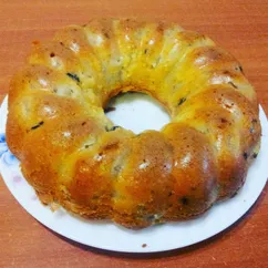 Кекс с изюмом