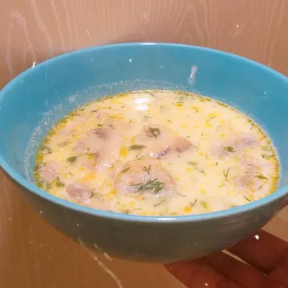 Сливочно-сырный суп с шампиньонами
