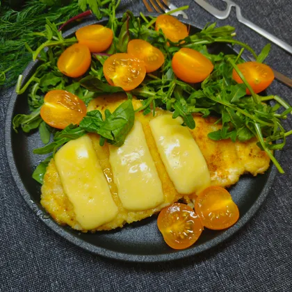 Куриный шницель с сыром