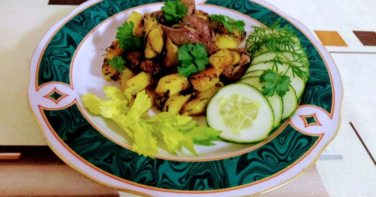 Жареный картофель с куриной печенью 199 ккал рецепт с фото пошаговый от Людмила Трофимова - Овкусе.ру