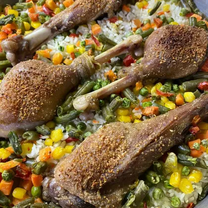 Гусиные ножки с рисом и овощами
