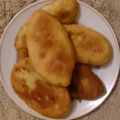 Жареные пирожки с картошкой