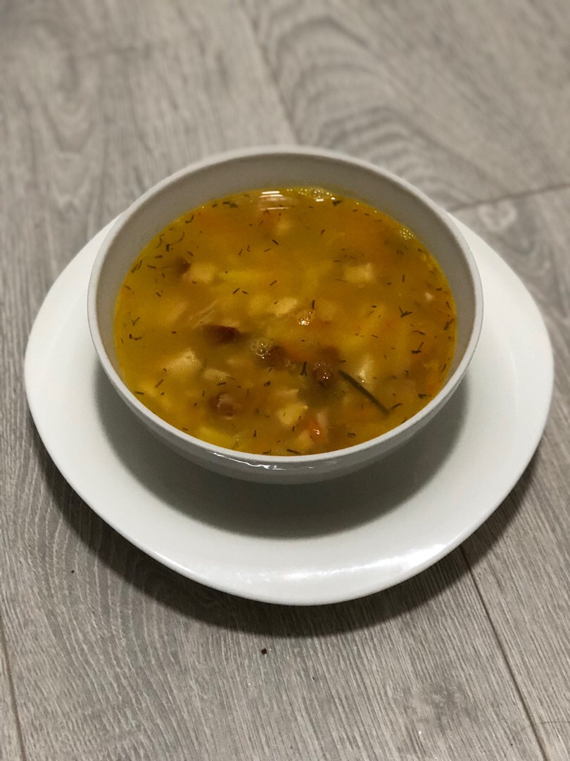 Гороховый суп с копчёной курицей