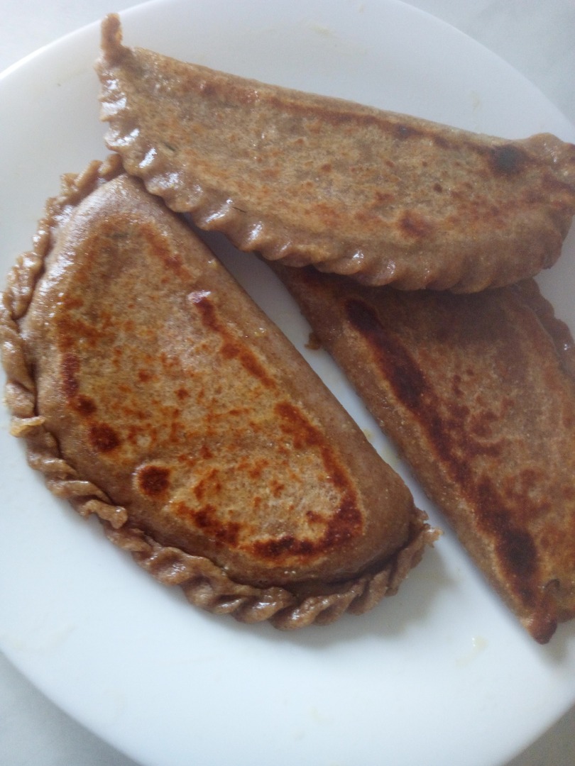 Лепешки сырные на отрубях