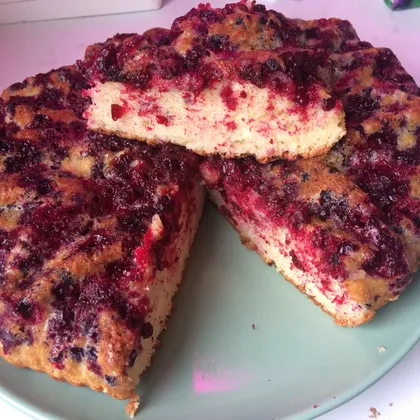 Бисквитный пирог с клюквой - как приготовить, рецепт с фото по шагам, калорийность - gkhyarovoe.ru