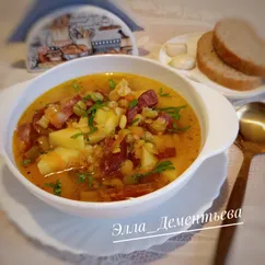 Суп из смеси бобовых на копчёностях