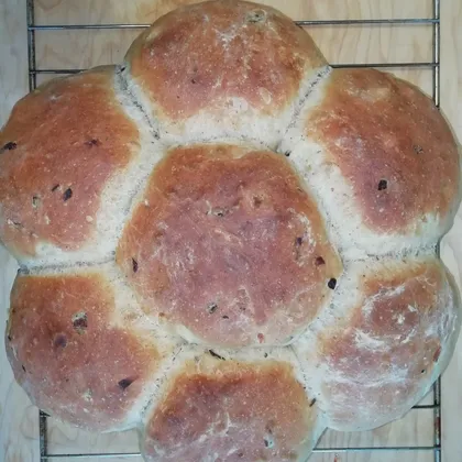 Хлеб 🌼'Ромашка'🌼 с луком и прованскими травами