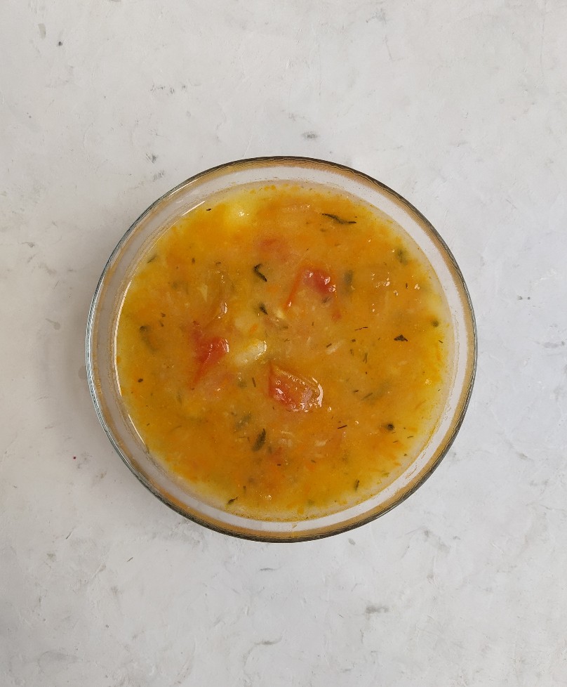 Постный суп из кабачка с помидором и картофелем