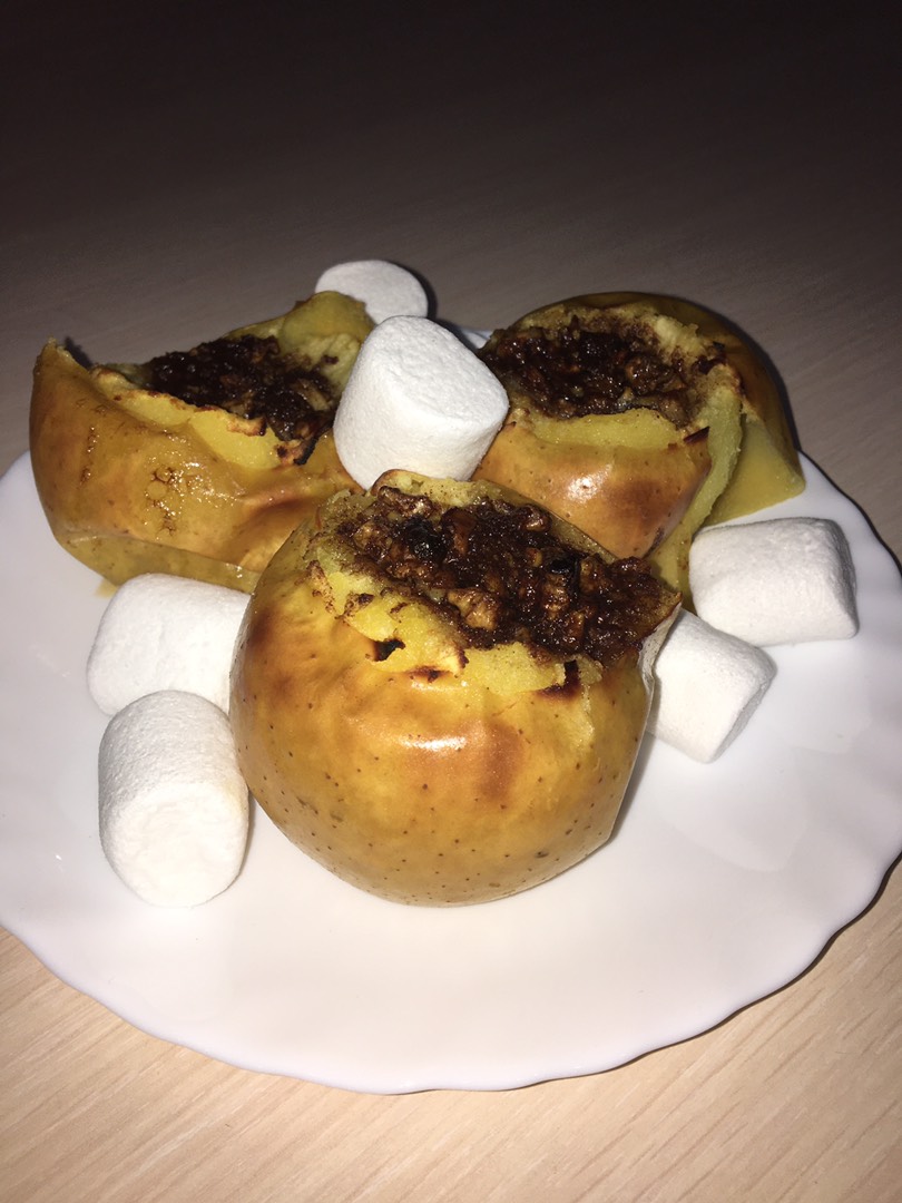 «Запечённые яблоки с орехами»🍏