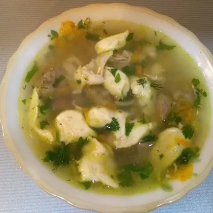 Куриный суп с потрошками и с заварными клецками