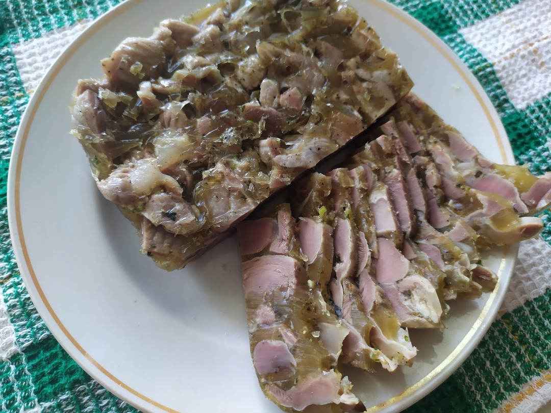 Куриные пупочки в желе
