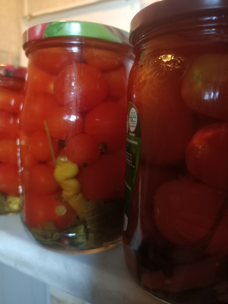Маринованные помидоры-черри (сладкие)