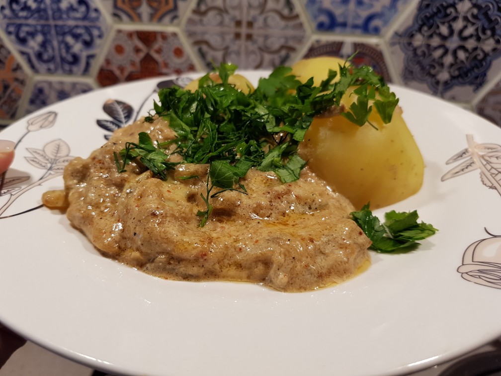 Кабачки со сметаной и чесноком