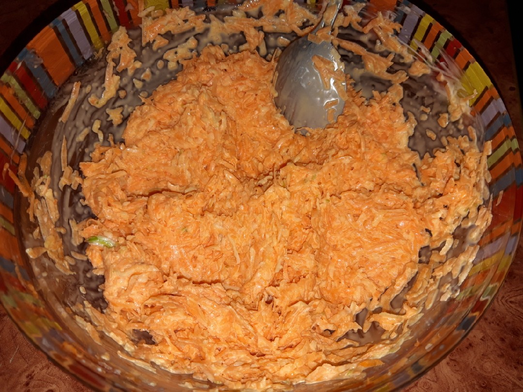 Морковь с чесноком и с сыром