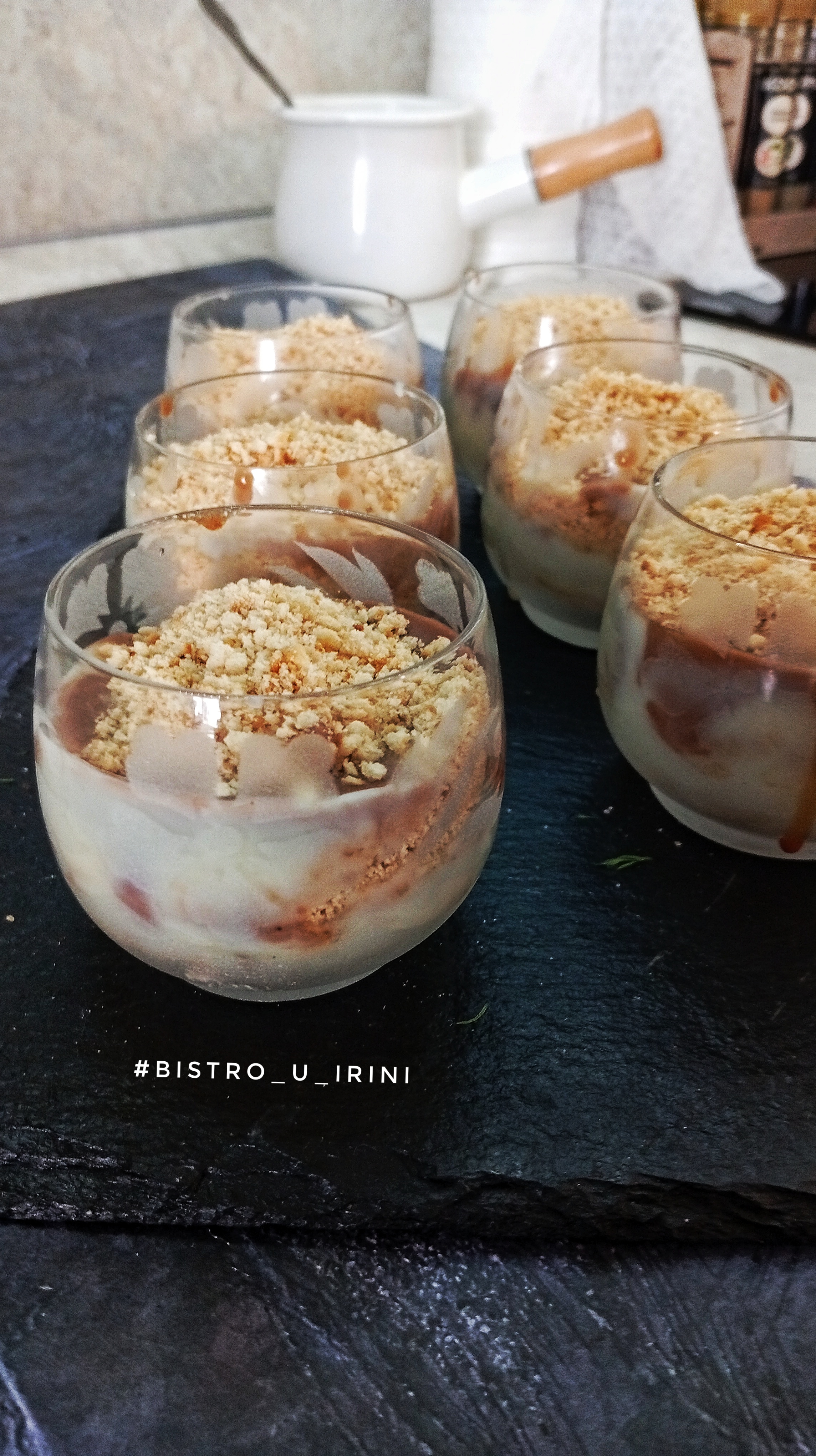 Десерт в стакане