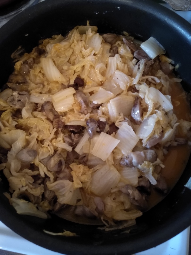 Пекинская капуста с куриными сердечками