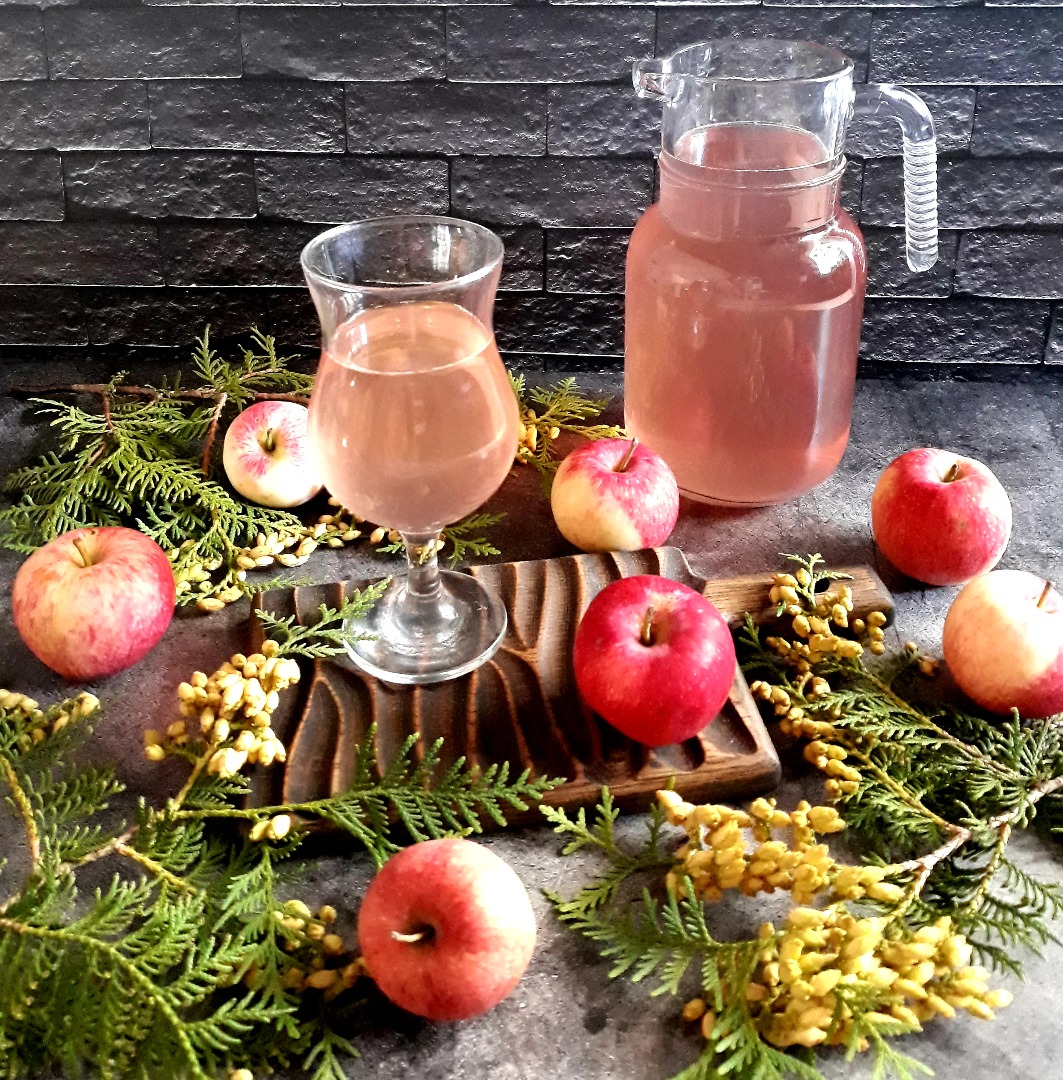 Компот яблочно-терновый 🍎