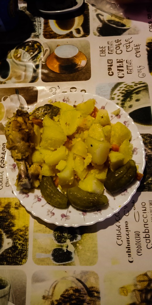 Картофель с голенями